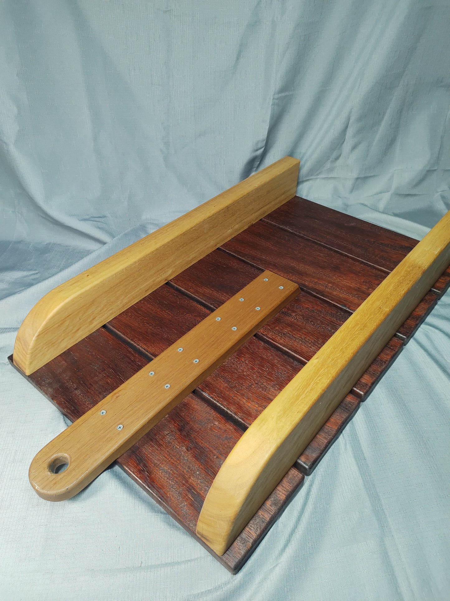 Sled - Sleigh.