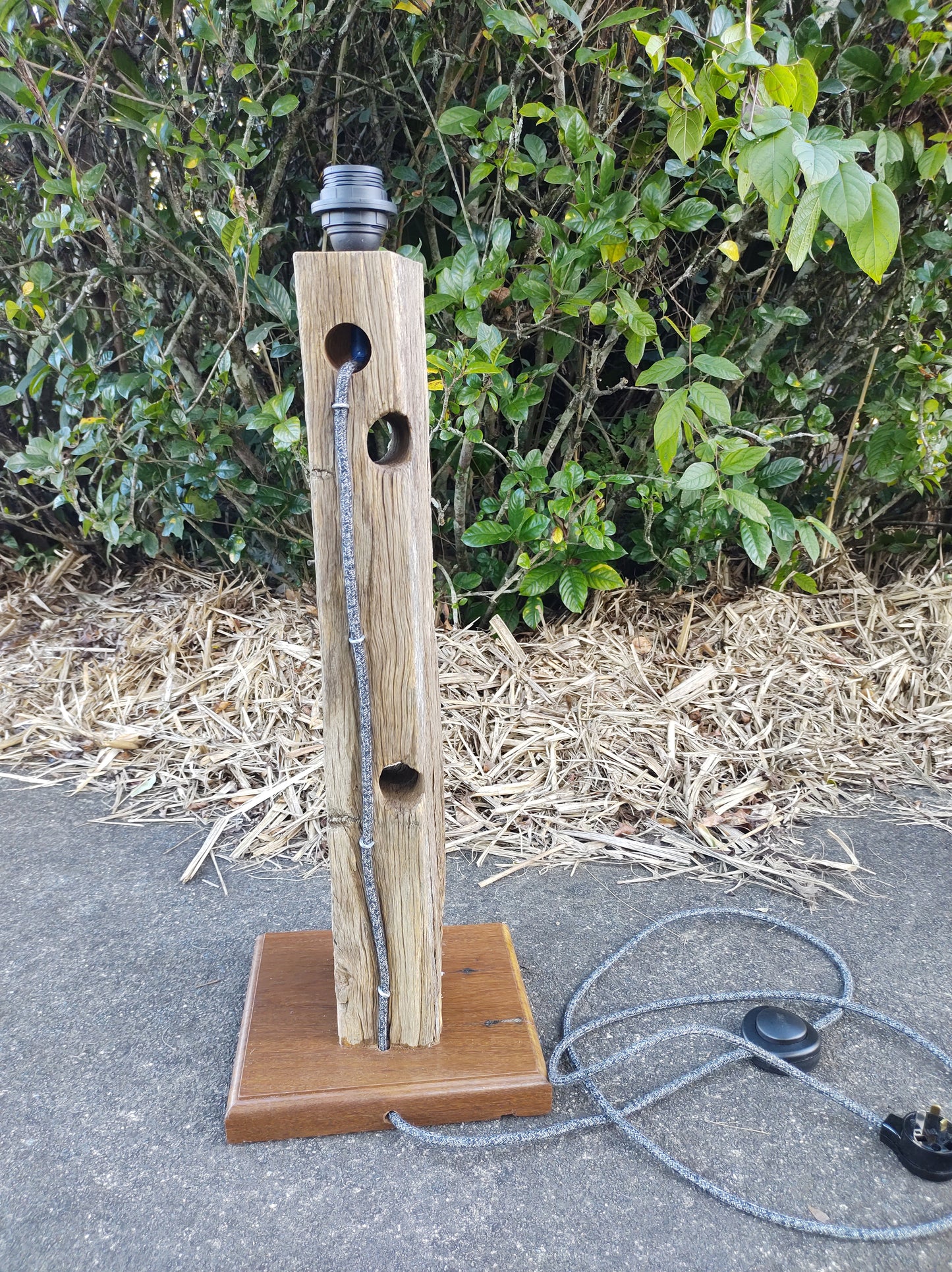 Floor lamp - 1/2 height fence post